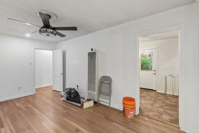 4330 Wabash Avenue, Fort Worth, TX 76133