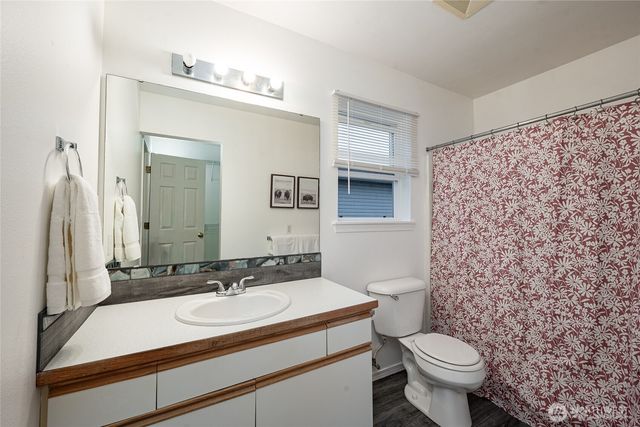 6185 Pacific Heights Drive, Ferndale, WA 98248