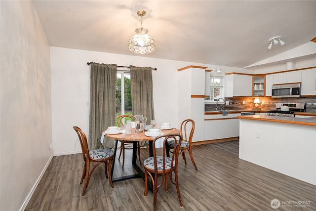 6185 Pacific Heights Drive, Ferndale, WA 98248