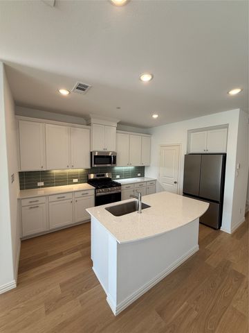 724 4th Street, Argyle, TX 76226