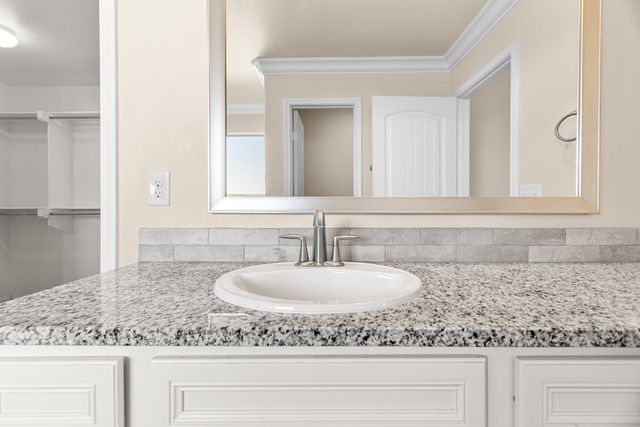 6911 Stetson Drive, Midland, TX 79705