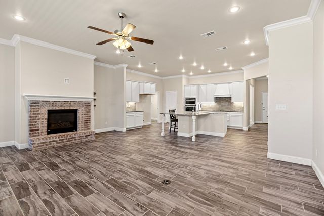 6911 Stetson Drive, Midland, TX 79705