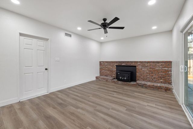 552 W Rialto Avenue, Clovis, CA 93612