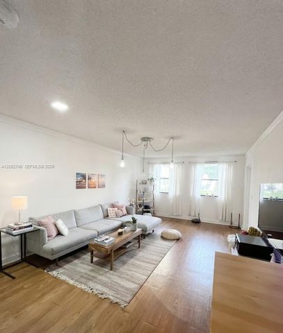 8100 Geneva Ct 137, Doral, FL 33166