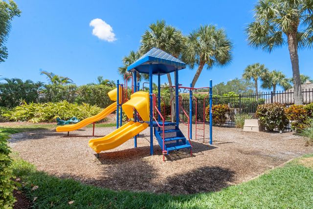 21958 Palm Grass Drive, Boca Raton, FL 33428