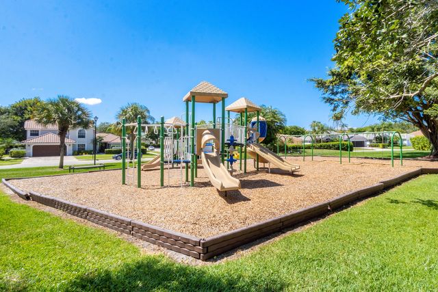 21958 Palm Grass Drive, Boca Raton, FL 33428