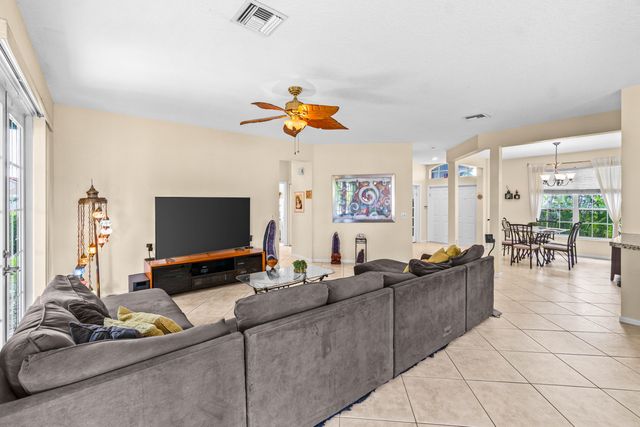 21958 Palm Grass Drive, Boca Raton, FL 33428