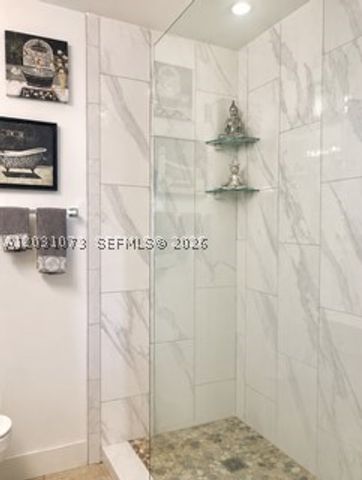 7551 SW 42nd Pl, Davie, FL 33314