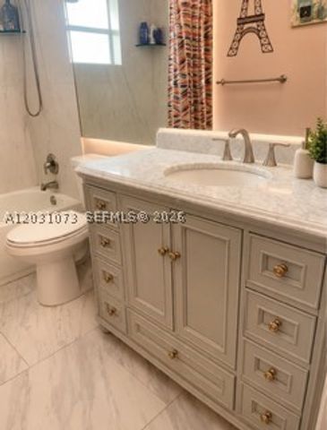 7551 SW 42nd Pl, Davie, FL 33314