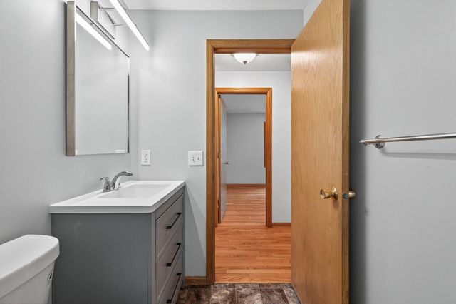 5200 Aldrich Avenue N, Minneapolis, MN 55430