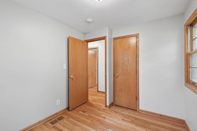 5200 Aldrich Avenue N, Minneapolis, MN 55430