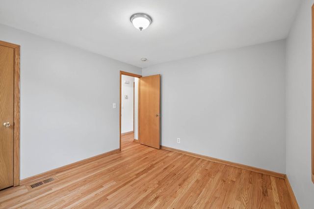 5200 Aldrich Avenue N, Minneapolis, MN 55430