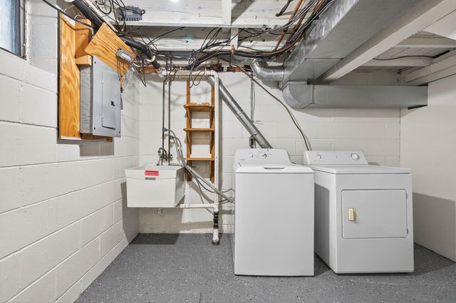 5200 Aldrich Avenue N, Minneapolis, MN 55430