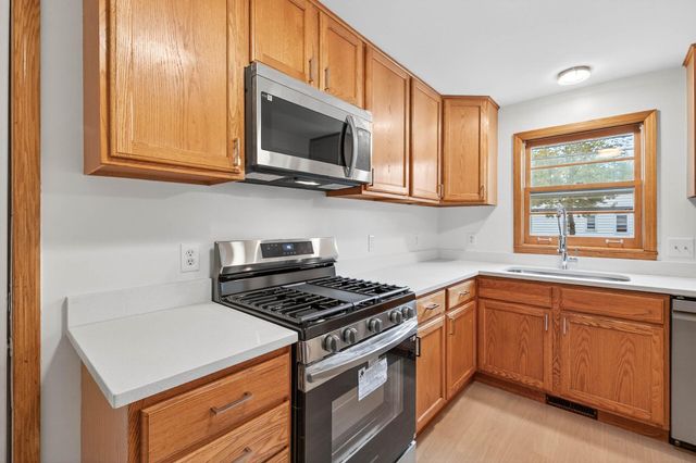 5200 Aldrich Avenue N, Minneapolis, MN 55430