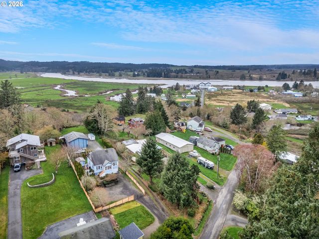 35210 ORCHARD Ln, Astoria, OR 97103