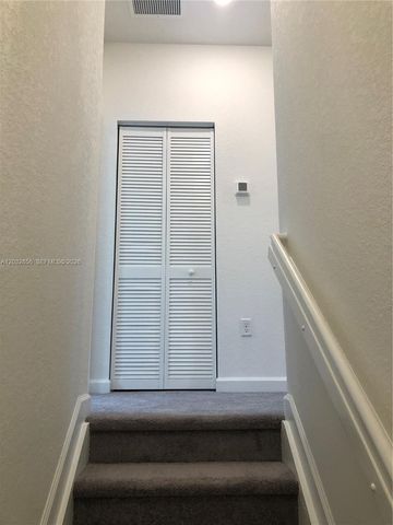 2610 SE 13th Street, Homestead, FL 33035