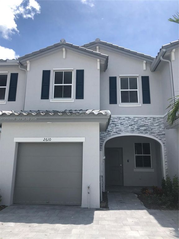 2610 SE 13th Street, Homestead, FL 33035