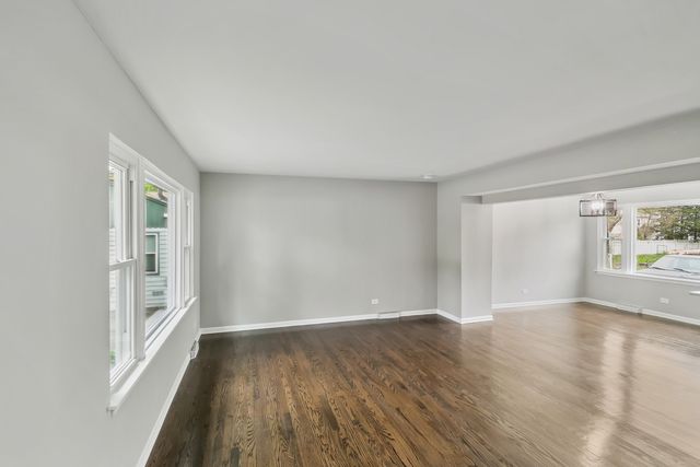 4737 Belmont Road, Downers Grove, IL 60515