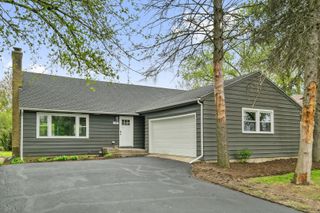 4737 Belmont Road, Downers Grove, IL 60515