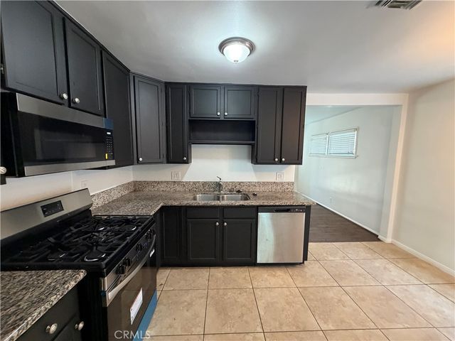 22538 Berdon Street, Woodland Hills, CA 91367
