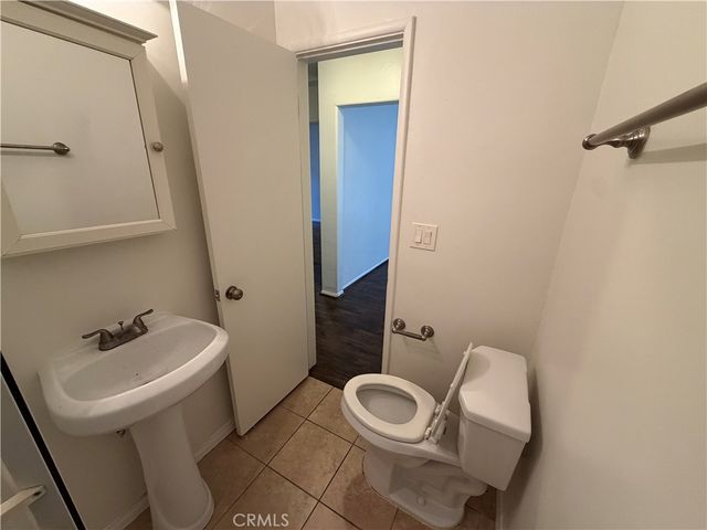 22538 Berdon Street, Woodland Hills, CA 91367