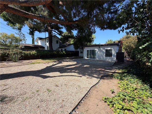 22538 Berdon Street, Woodland Hills, CA 91367