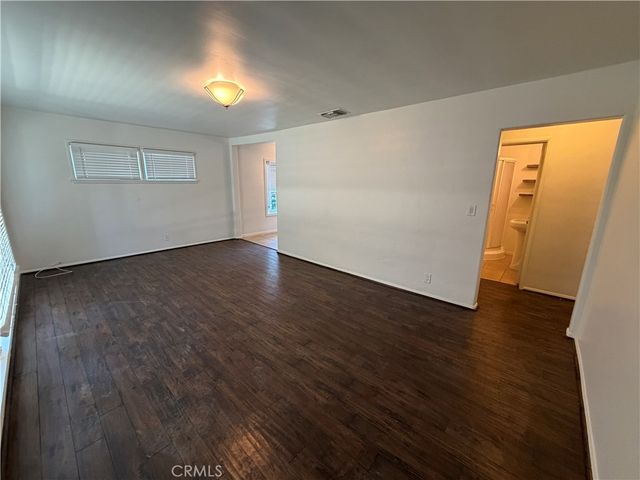22538 Berdon Street, Woodland Hills, CA 91367