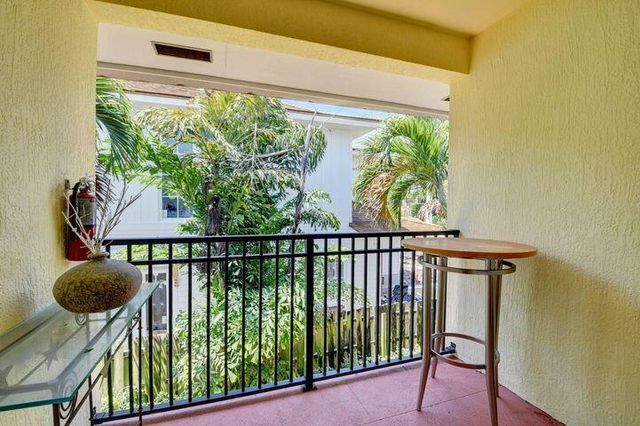 49 SE 7th Avenue 4, Delray Beach, FL 33483