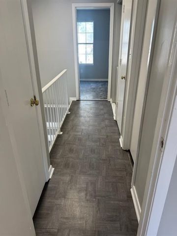 432 Prince Of Wales, Stone Mountain, GA 30083