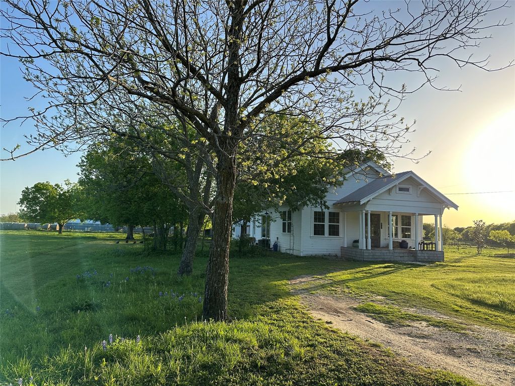 8341 Fm 660, Ennis, TX 75119