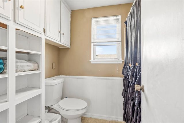8900 Lansbrook Lane, Oklahoma City, OK 73132