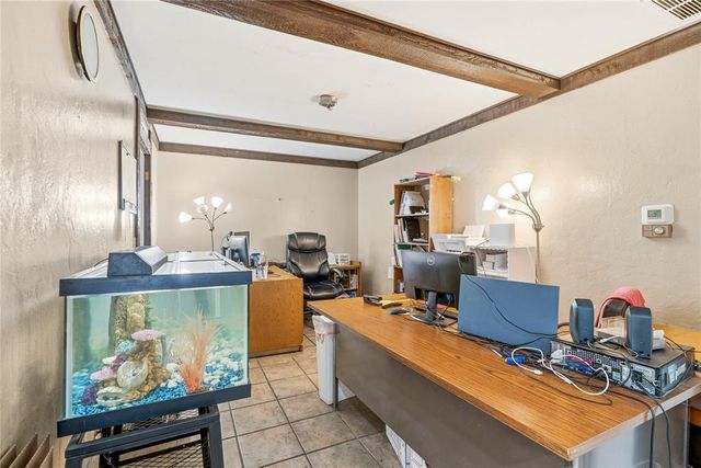 8900 Lansbrook Lane, Oklahoma City, OK 73132