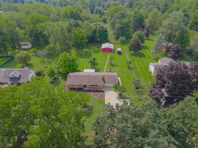 3427 W Shiawassee Avenue, Tyrone Twp, MI 48430