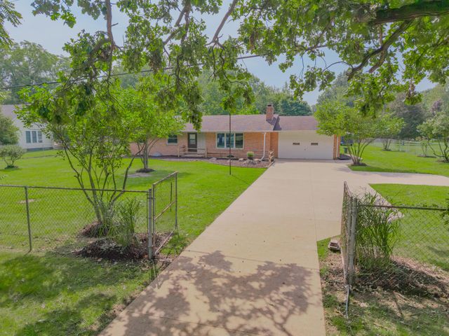 3427 W Shiawassee Avenue, Tyrone Twp, MI 48430