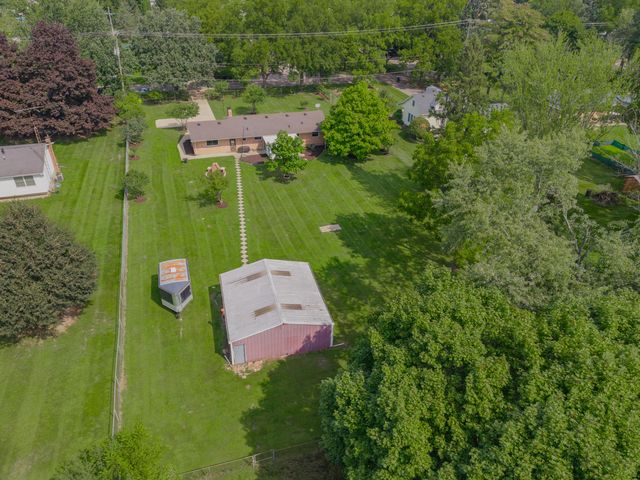 3427 W Shiawassee Avenue, Tyrone Twp, MI 48430