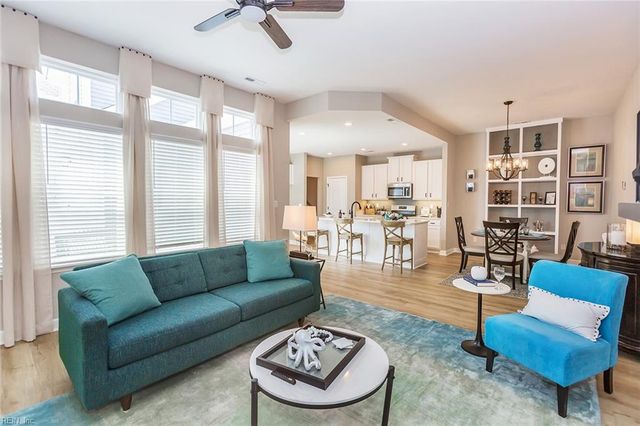 1000 Regal Rd Unit A, Suffolk, VA 23434