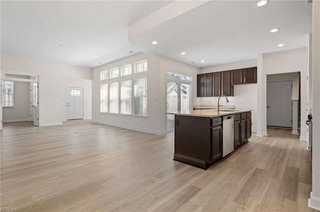 1000 Regal Rd Unit A, Suffolk, VA 23434