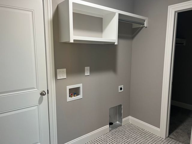 2327 S Hickory Creek St, Wichita, KS 67235