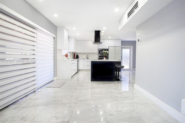 11535 SW 32nd Ln, Miami, FL 33165