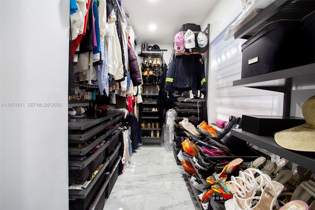 11535 SW 32nd Ln, Miami, FL 33165