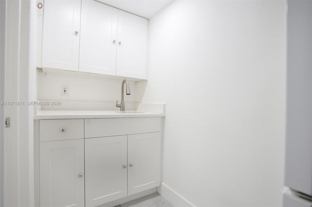 11535 SW 32nd Ln, Miami, FL 33165