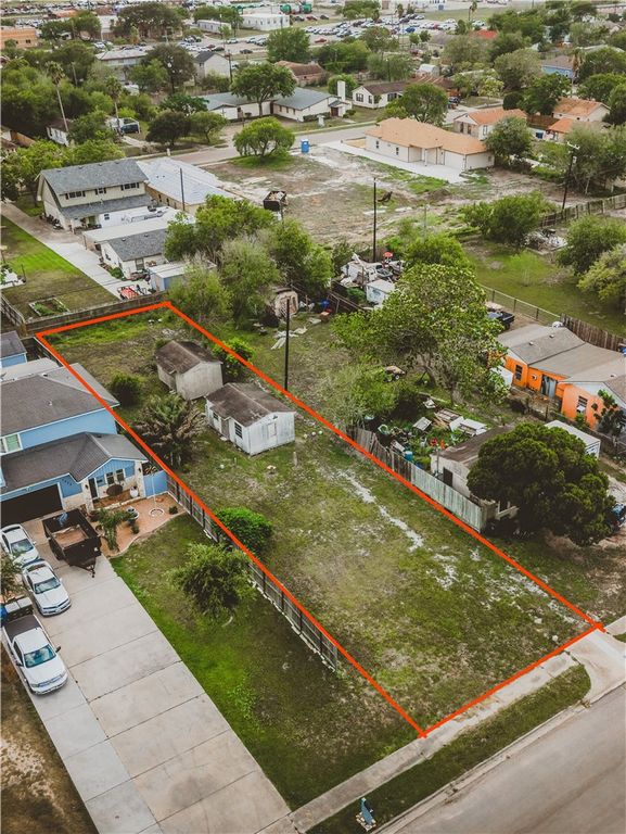 2621 Johanna St, Corpus Christi, TX 78415 — photo 4