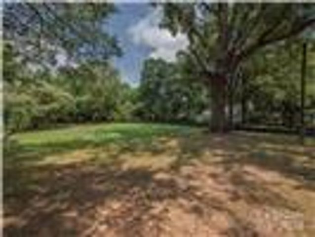 4735 Elder Avenue, Charlotte, NC 28205