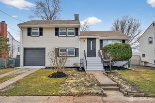 109 Lafayette Road, Fords, NJ 08863