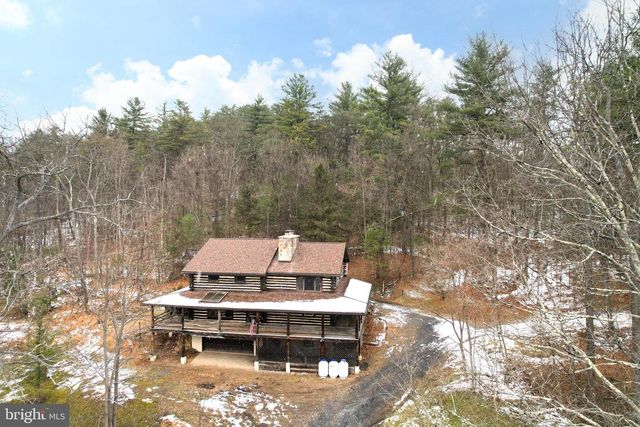 7897 HIGH TAILS DR, Petersburg, PA 16669