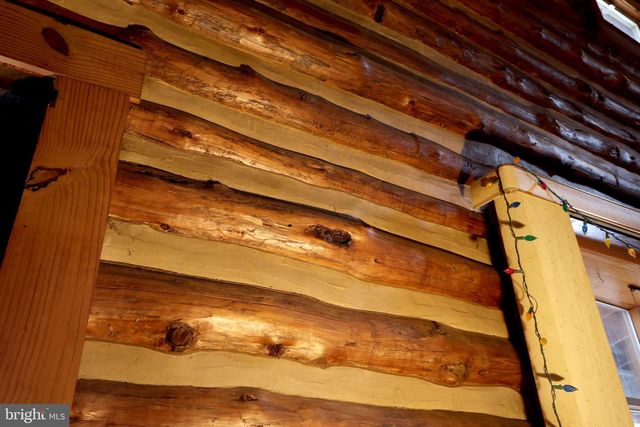 7897 HIGH TAILS DR, Petersburg, PA 16669