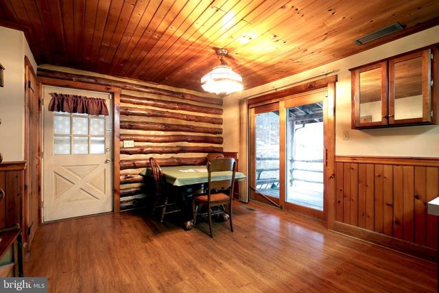 7897 HIGH TAILS DR, Petersburg, PA 16669