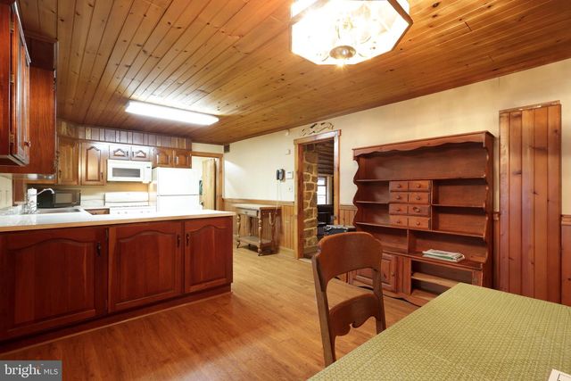 7897 HIGH TAILS DR, Petersburg, PA 16669