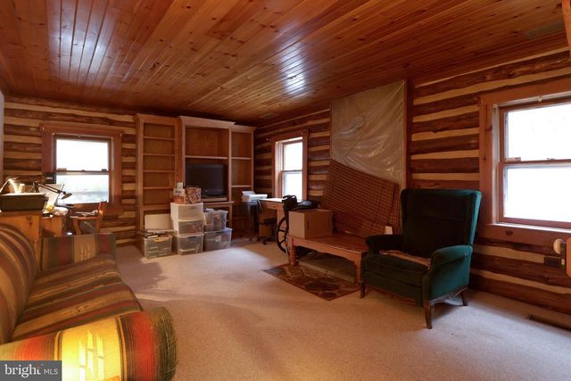 7897 HIGH TAILS DR, Petersburg, PA 16669