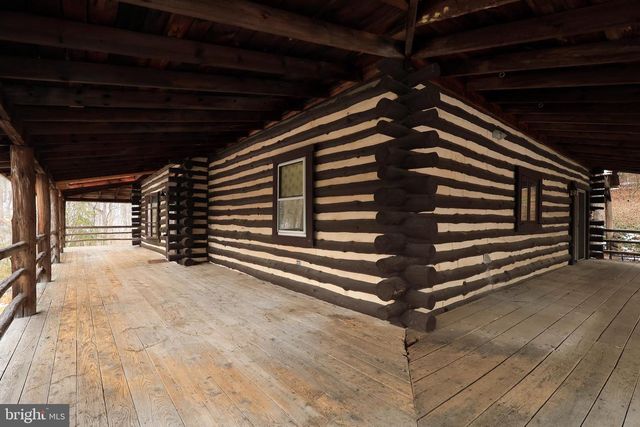 7897 HIGH TAILS DR, Petersburg, PA 16669